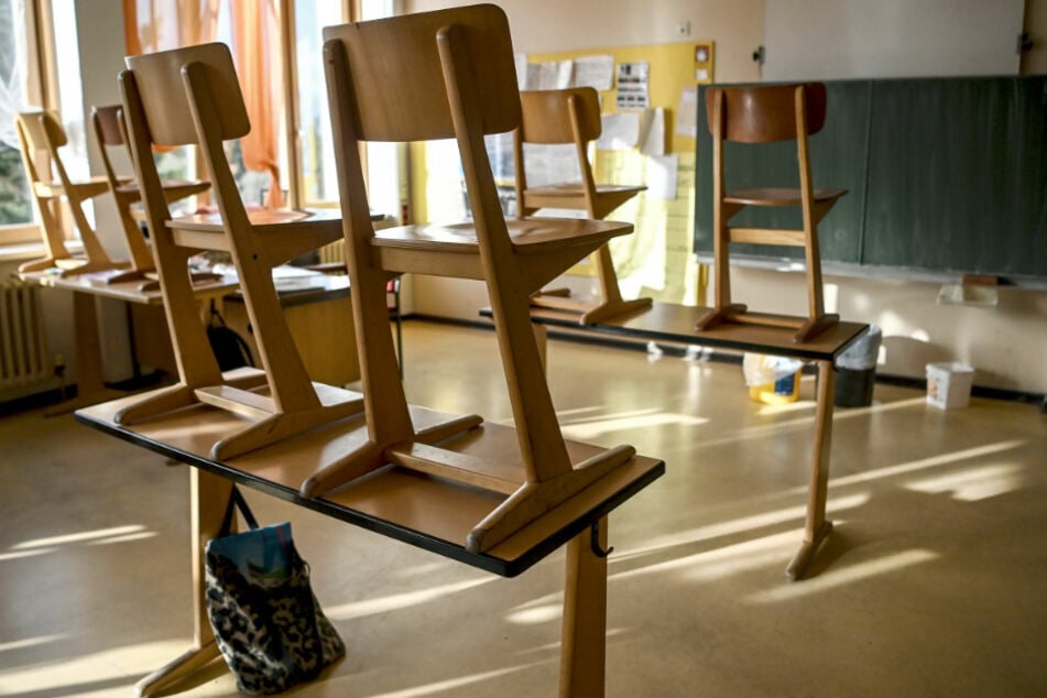 In Nürnberg werden Schulen und Kitas nach nur einem Tag wieder dicht gemacht.