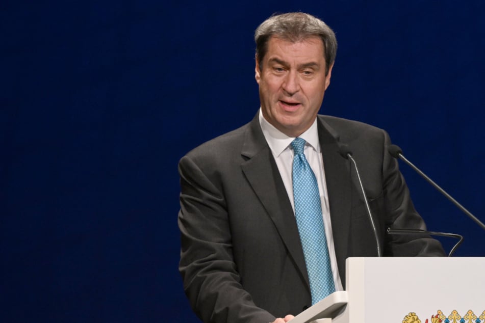 Markus Söder (55, CSU), Ministerpräsident von Bayern, spricht sich für Waffenlieferungen an die Ukraine aus.