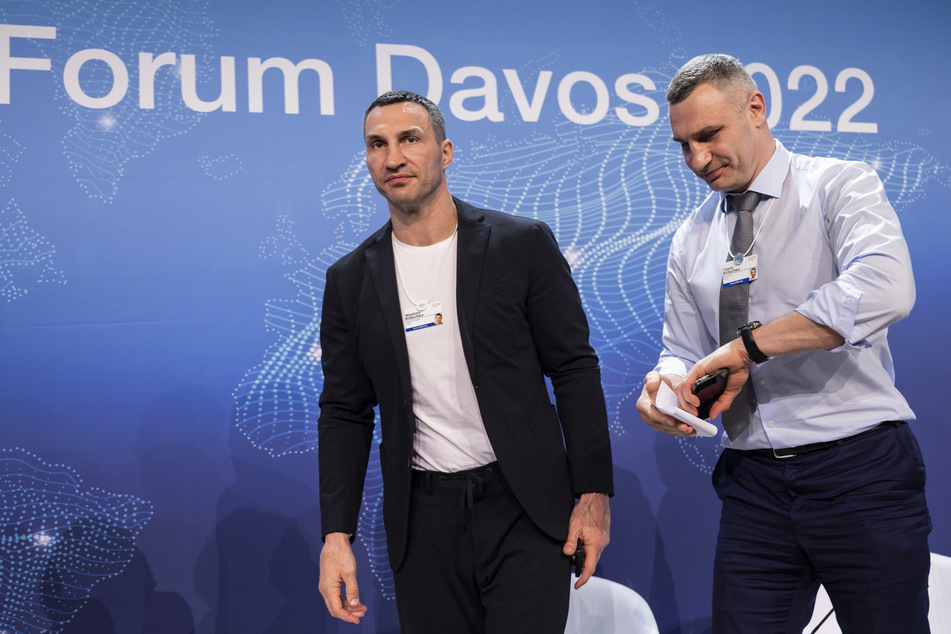 Wladimir (l.) und Vitali Klitschko beim Weltwirtschaftsforum in Davos.