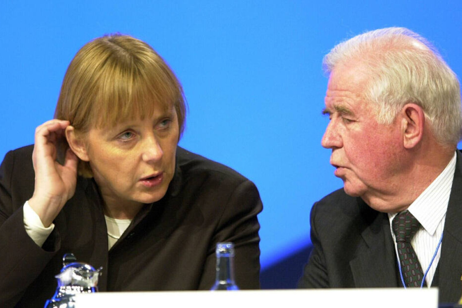 Die damals noch sehr junge Angela Merkel und Kurt Biedenkopf.