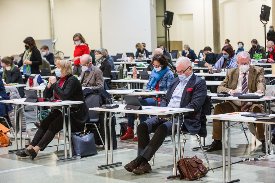 Der Stadtrat tagt erneut in der Messe, vorher werden erstmals Corona-Tests angeboten.