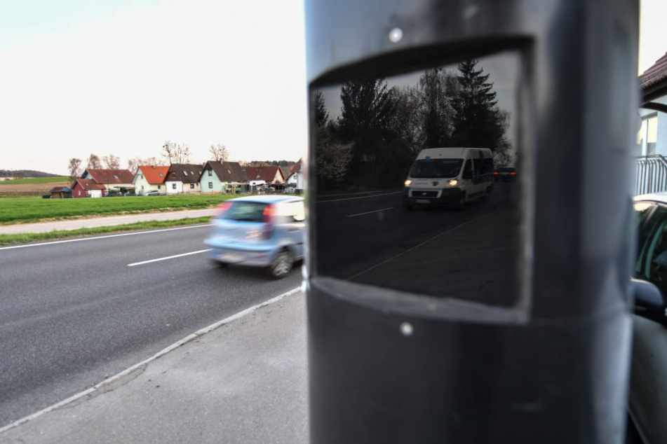 Guck-Guck! In Markdorf hat ein Anwohner diese Blitzer-Attrappe aufgestellt.