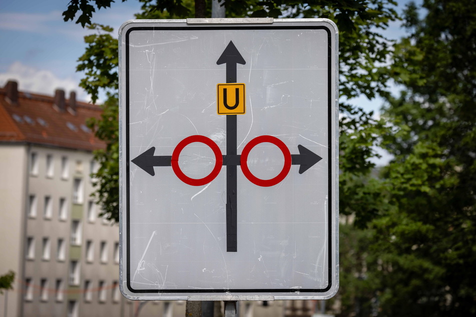 Die Lutherstraße ist vor und nach der Zschopauer Straße voll gesperrt.