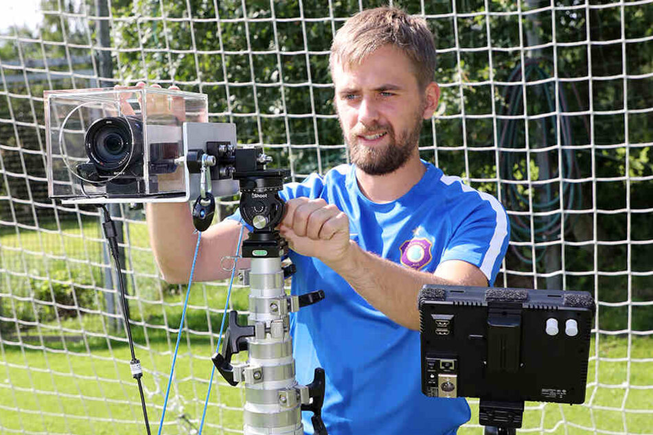 Der Videoexperte des FCE: Phillip Alsleben ist ein wichtiger Bestandteil des Auer Teams.