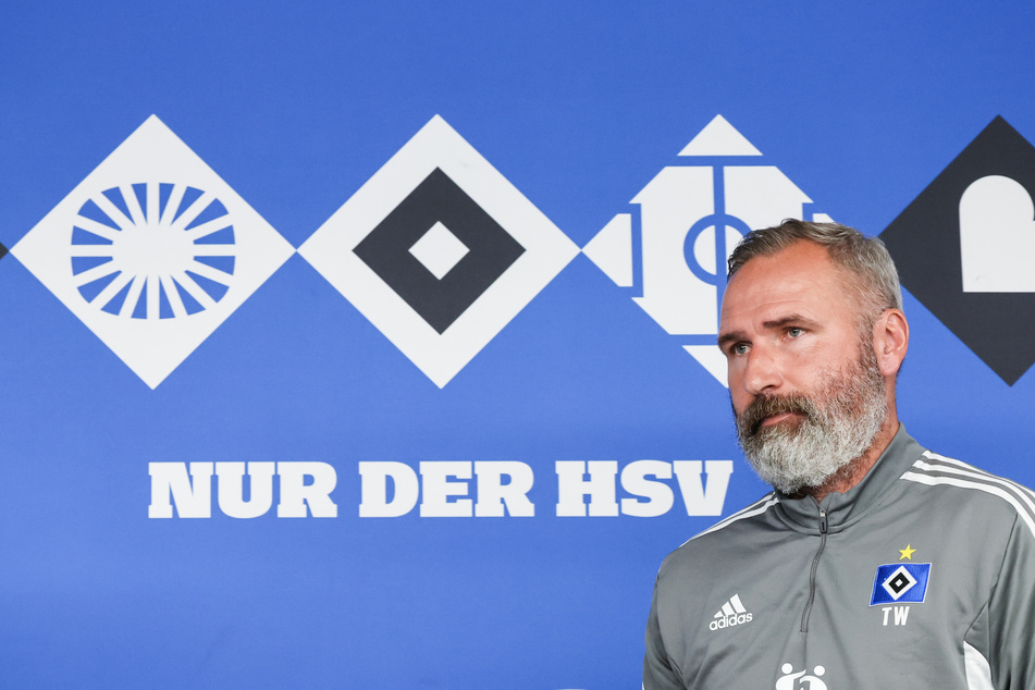 Trotz des Last-Minute-Siegs des 1. FC Heidenheim am 34. und dem damit verbundenen Relegations-Platz des HSV geht Trainer Tim Walter (47) motiviert an die Spiele ran: "Die Chance ist weiterhin da. Also geht es weiter."