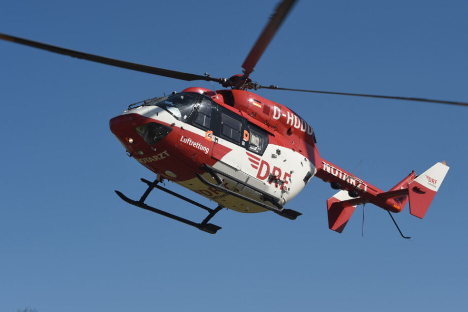 Das Opfer kam am Donnerstag per Hubschrauber in eine Spezialklinik. (Symbolbild)