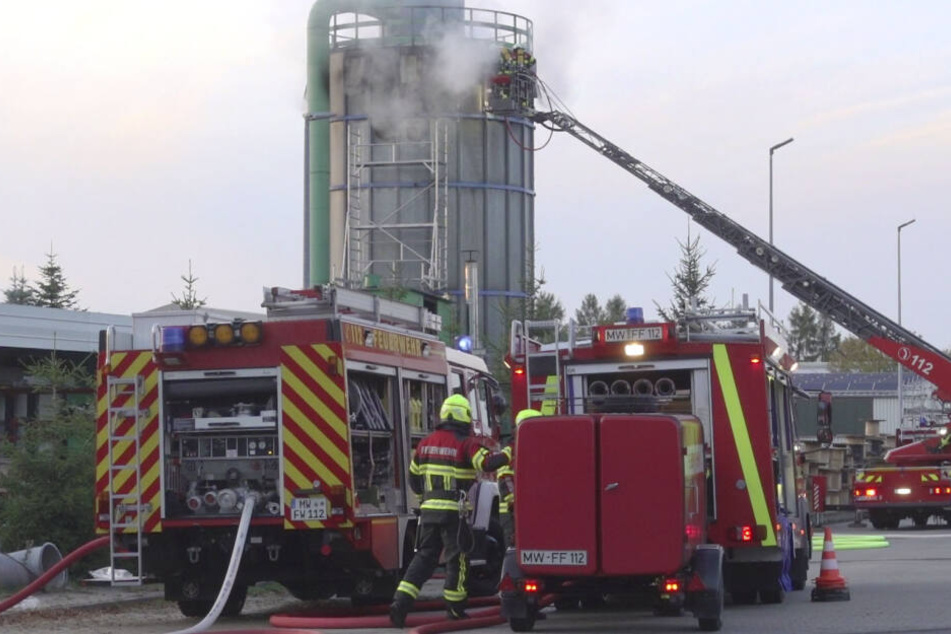 Das Feuer soll bei Bauarbeiten ausgebrochen sein.