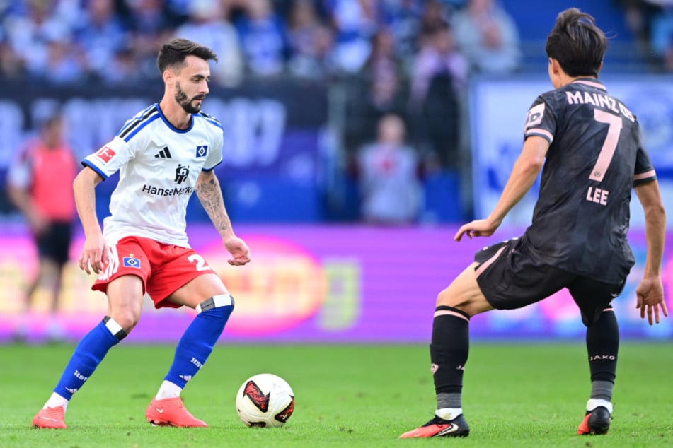 Auch HSV-Hoffnungsträger Fábio Vieira (l.) konnte bei seinem Comeback die deutliche Pleite nicht verhindern.