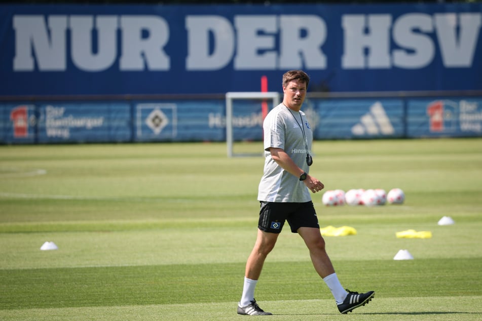 HSV-Trainer Merlin Polzin (34) zeigt Optimismus.
