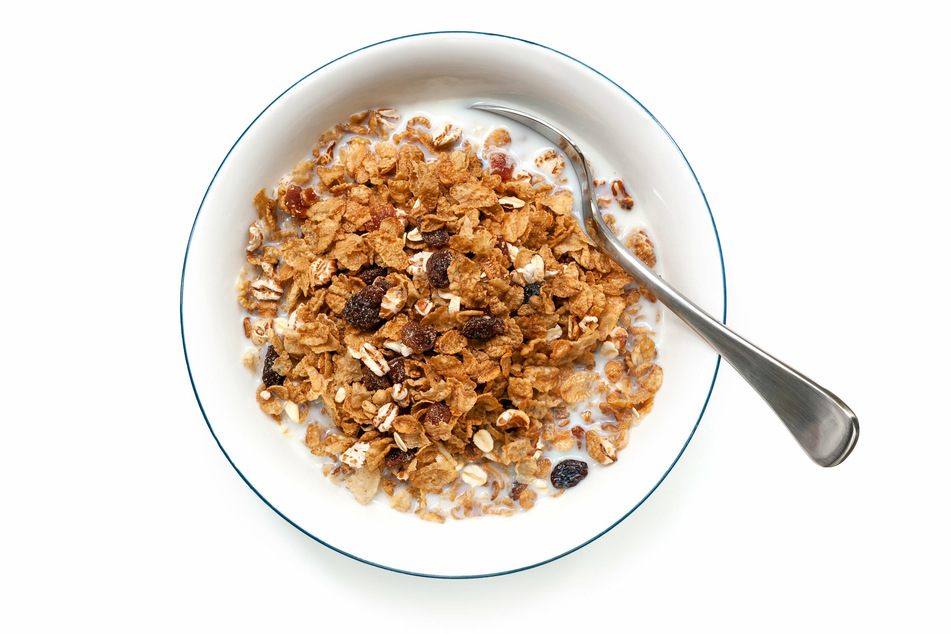 Cereal with milk is a breakfast classic (stock image).