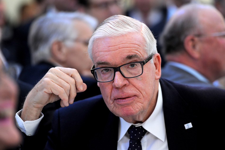 HSV-Investor Klaus-Michael Kühne (83) distanziert sich von den Streitigkeiten im Präsidium des Vereins. (Archivfoto)