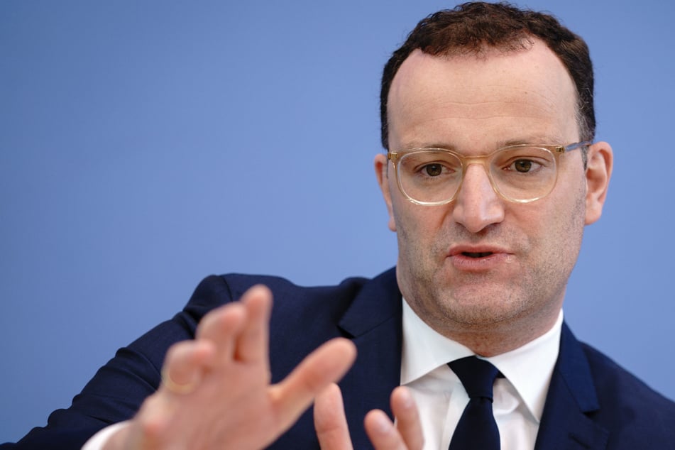Bundesgesundheitsminister Jens Spahn (41, CDU).