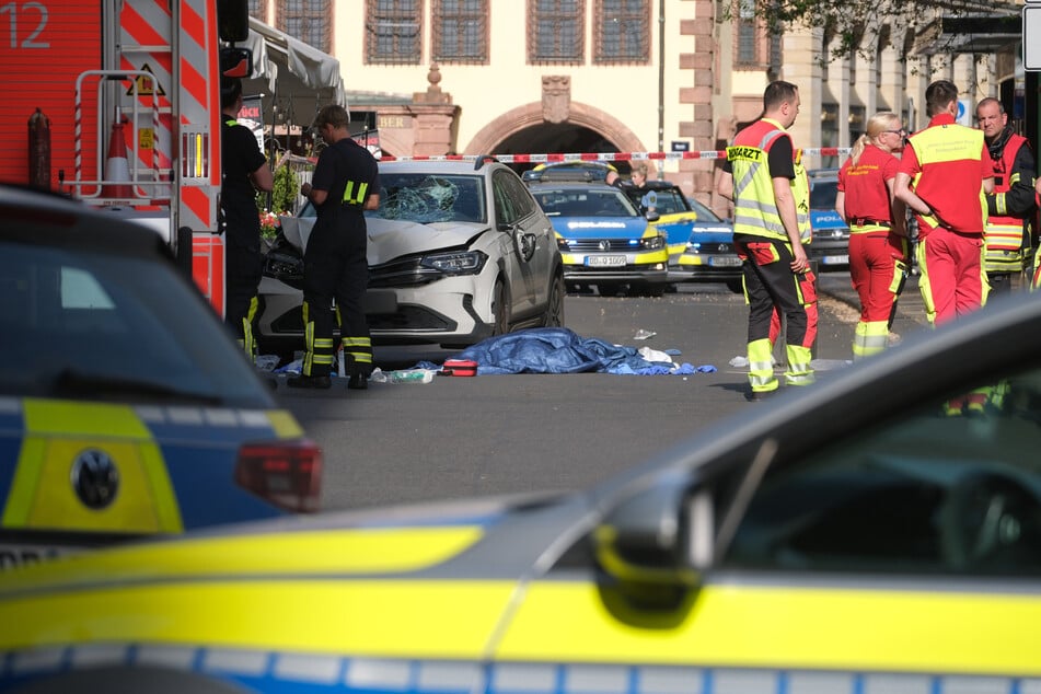 In der Messestadt hat am vergangenen Montag ein 33-Jähriger eine Amokfahrt begangen.