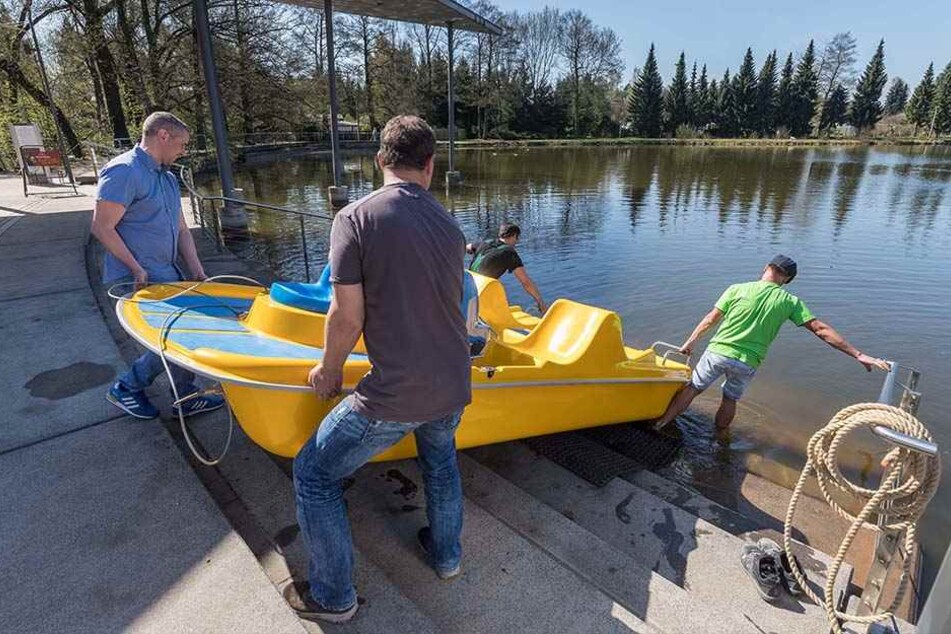 Jetzt kann's losgehen! Am Mittwoch wurden die Tretboote geliefert.