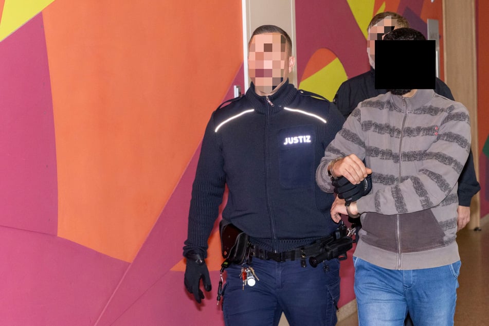 Der syrische Straftäter Rami A. (41) will unbedingt abgeschoben werden.