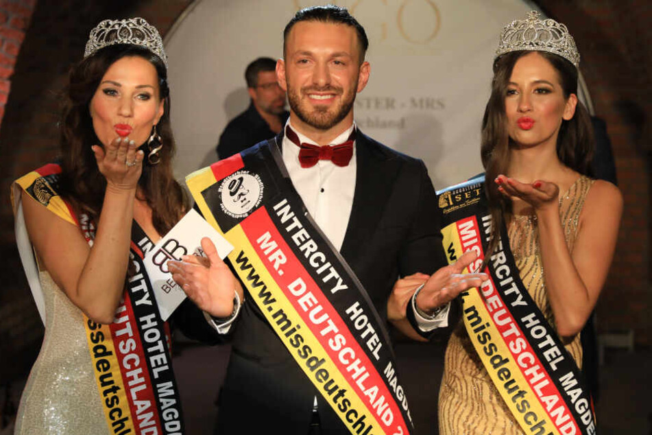 V.l.n.r.: "Misses Deutschland" Lena Stöcker, "Mister Deutschland" Kayhan Kilbasoglu und "Miss Deutschland" Philine Dubiel-Hahn am Samstagabend nach der Krönung.