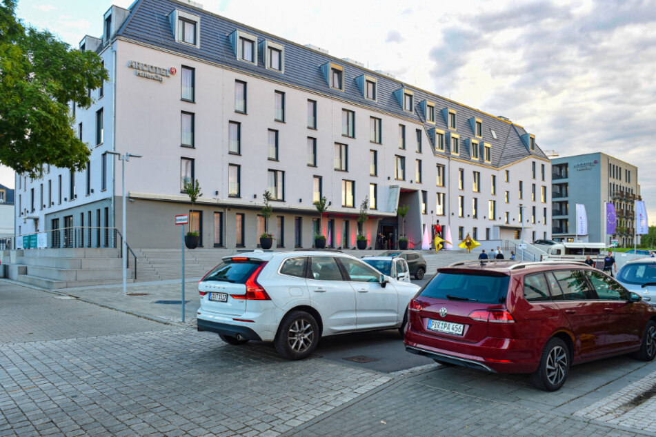 Das Hotel gehört zum neuen Wohnquartier HafenCity an der Leipziger Straße.