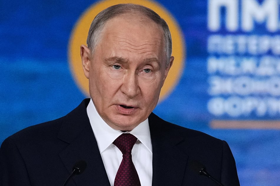 Ungewöhnlich: Russlands Präsident Wladimir Putin (73) gibt Wirtschaftsprobleme in seinem Land zu.