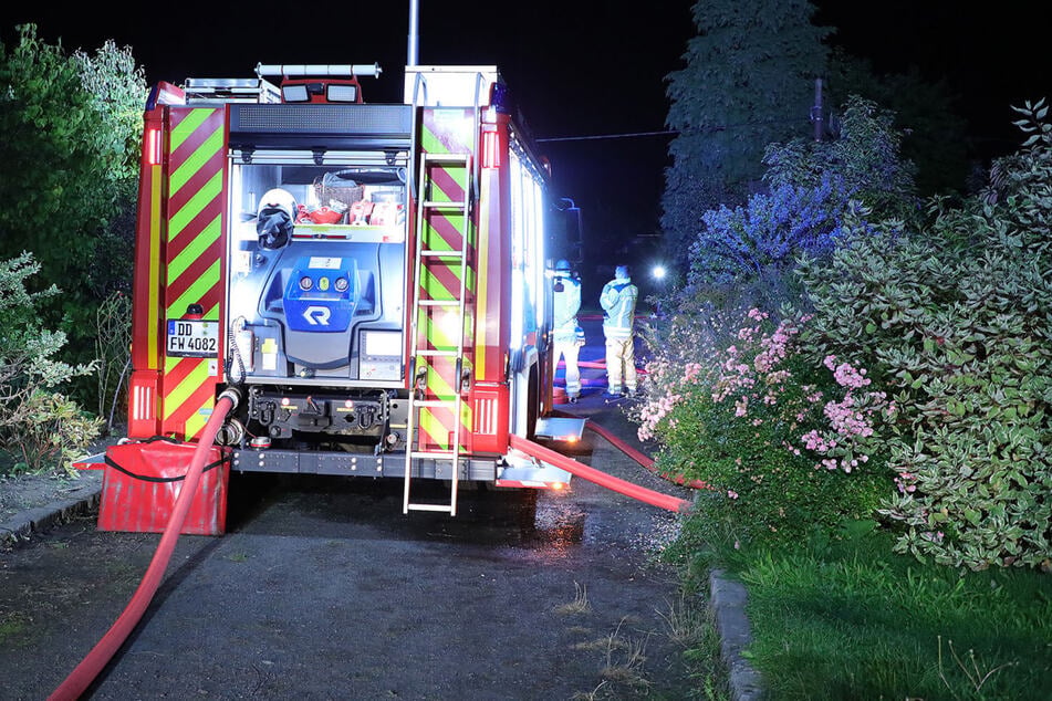 Schmale Wege erschwerten den Zugang zum Feuer.