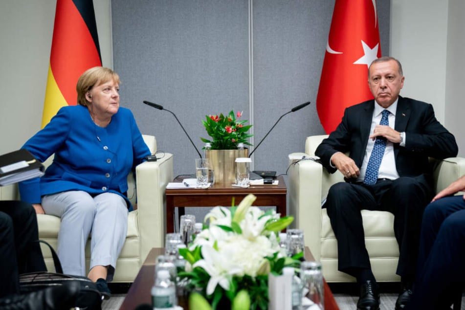 Telefonat mit Erdogan: Merkel fordert Stopp der türkischen Syrien-Offensive