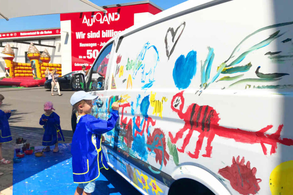 Beim "Autoschminken" hatten die Kids schon 2018 große Freude.