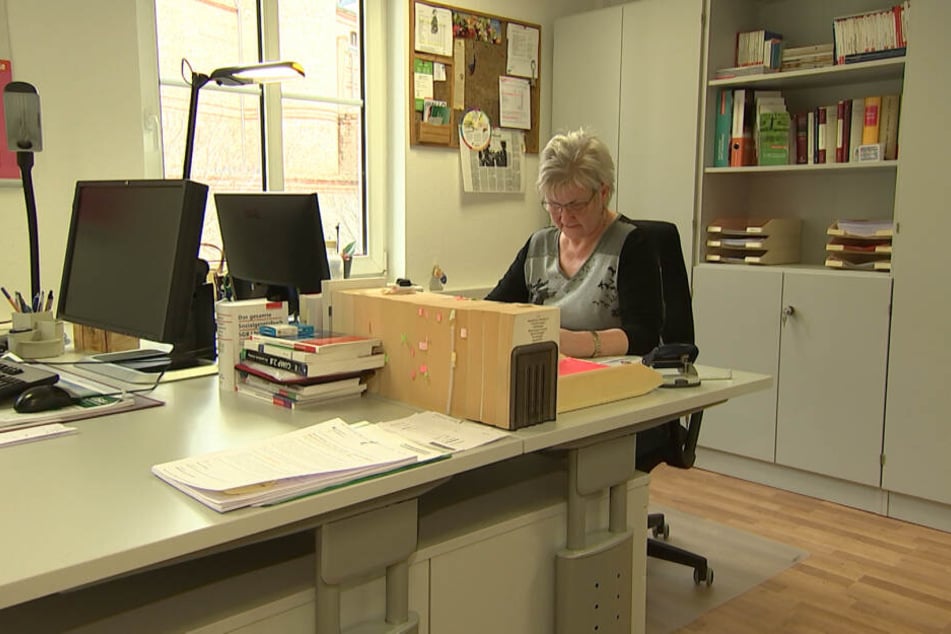 Simone Meisel, Beraterin der Verbraucherzentrale Sachsen-Anhalt, sieht ein hohes finanzielles Risiko bei einer Klage.
