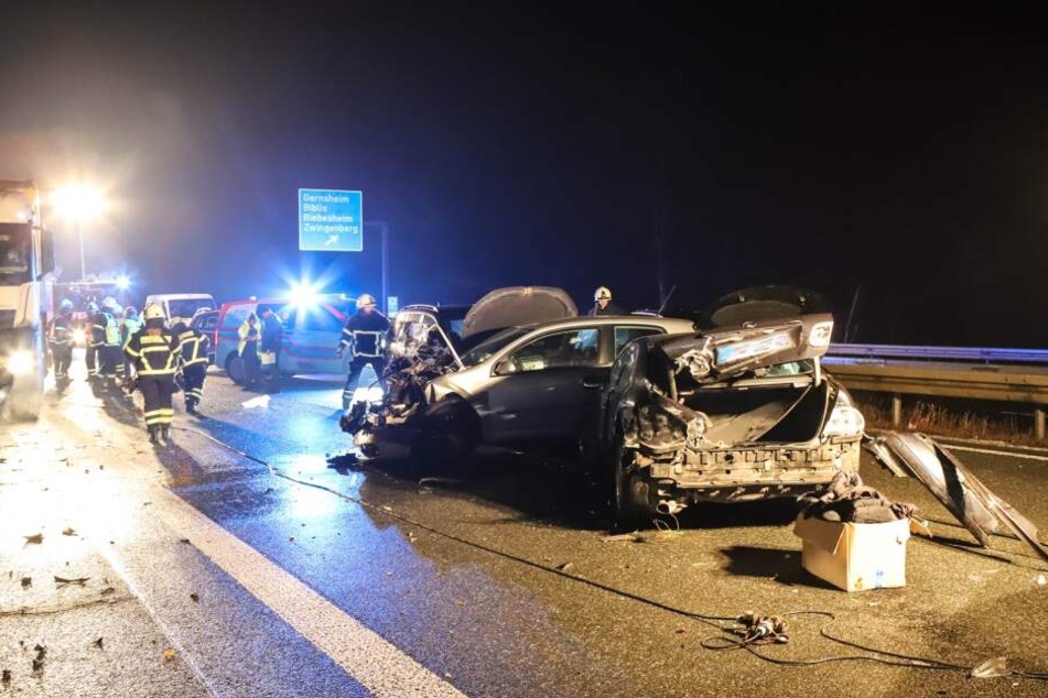 Die A67 glich in der Nacht zum Mittwoch einem Trümmerfeld.