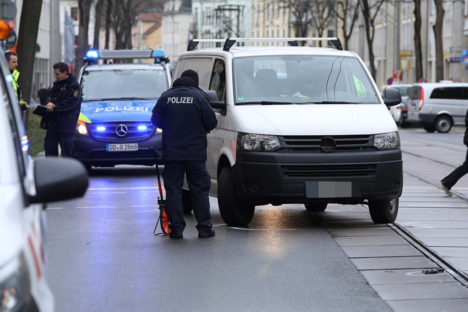 Die Polizei ermittelt zum Unfallhergang.