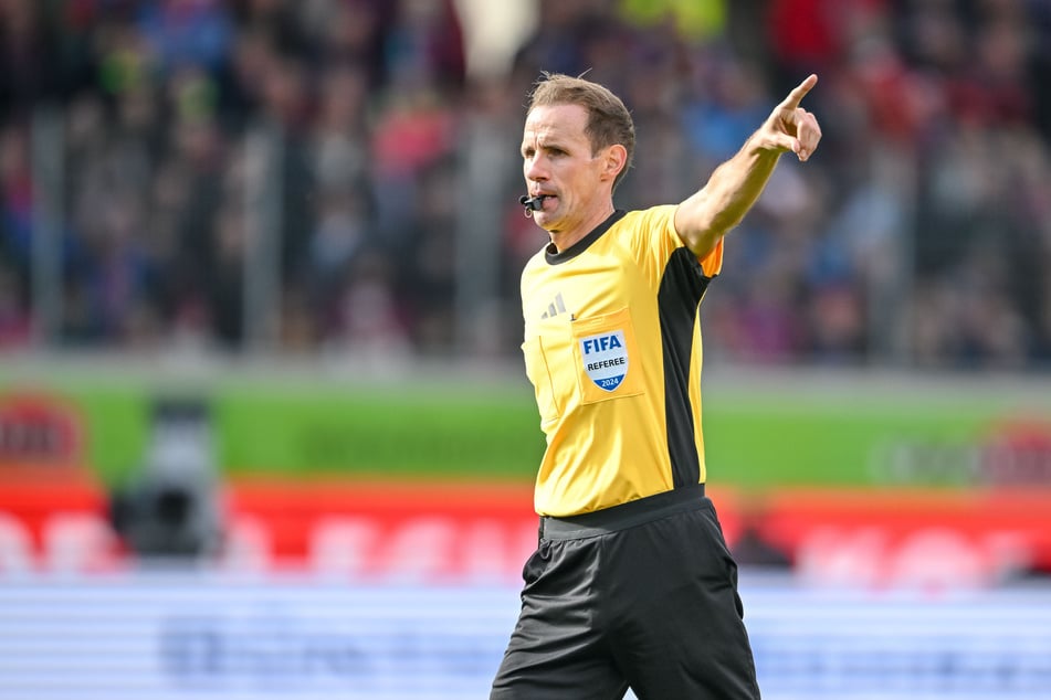 Sascha Stegemann (40) leitet das Topspiel BVB gegen RB.
