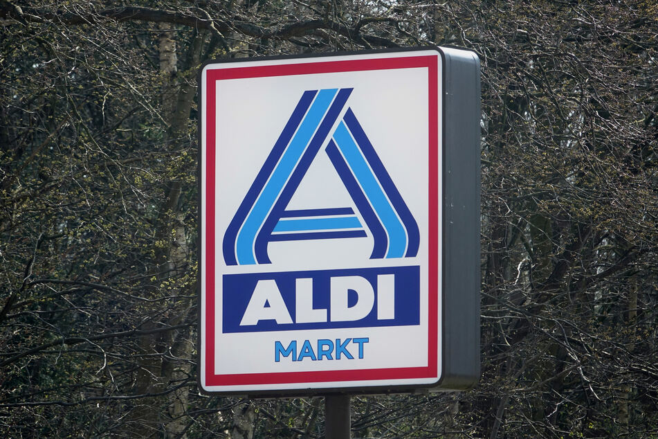 Innerhalb der Aldi-Familie ist ein böser Streit entbrannt.