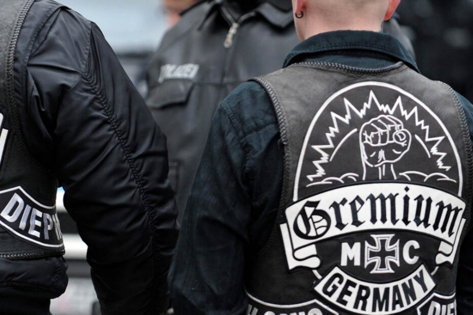 Die Rocker waren Mitglieder der Gruppierung Gremium MC und kamen den Angaben nach aus Straubing. (Symbolbild)
