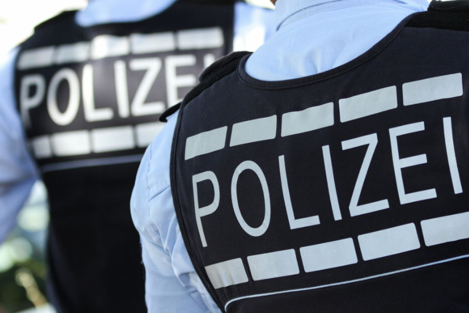 Die Polizei ermittelt nun, wie es zu dem Unfall kommen konnte. (Symbolbild)
