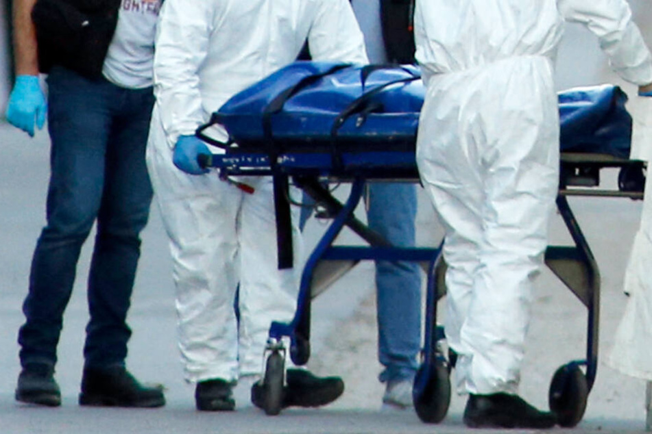 Junger Mann im Blutrausch? Ein Toter, ein Schwerverletzter