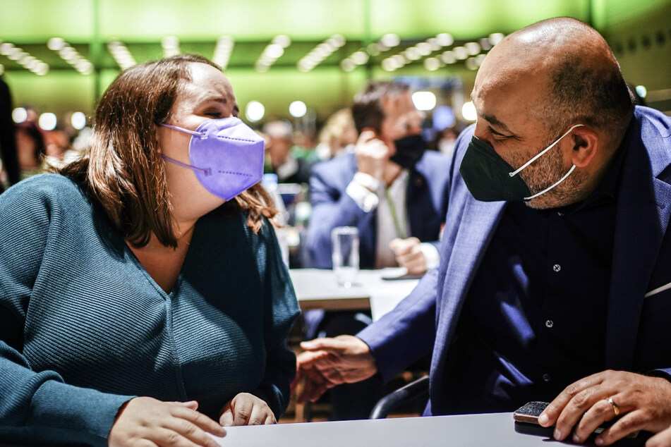 Doppelmoral beim Grünen-Parteitag: Wenn nachts die Masken fallen