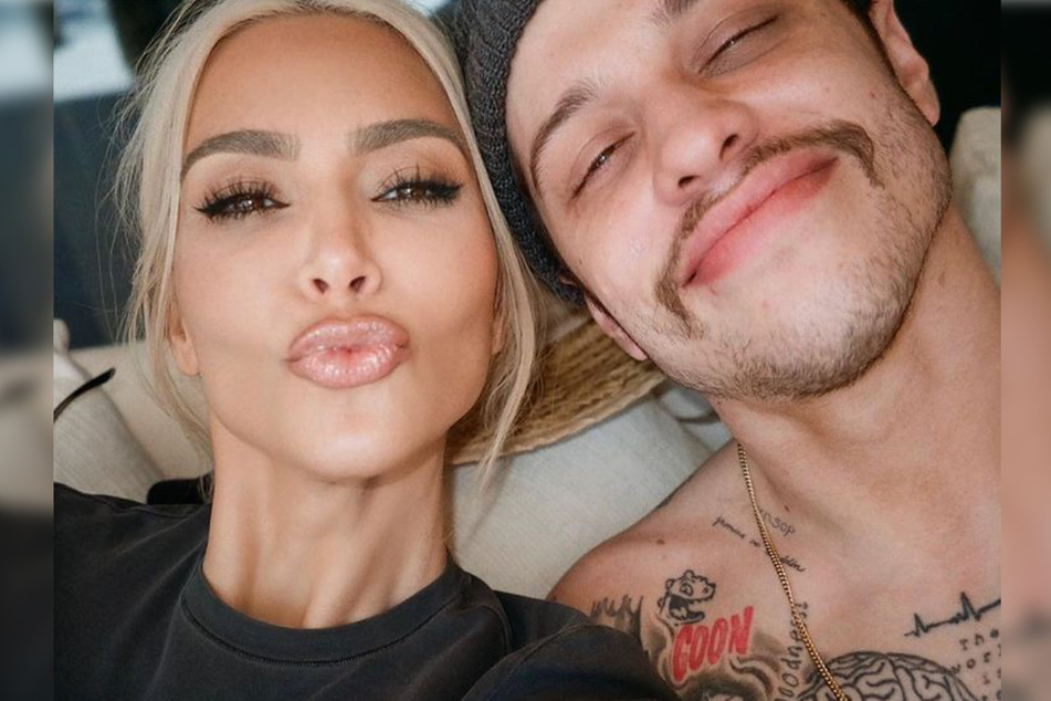 Kim Kardashian (l.) and Pete Davidson got cozy in recent couple photos.