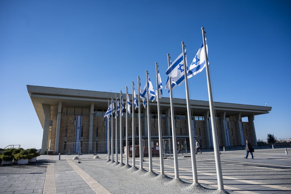 Tumultartige Szenen ereigneten sich im israelischen Parlament bei der Vereidigung des neuen Verteidigungsministers Katz.