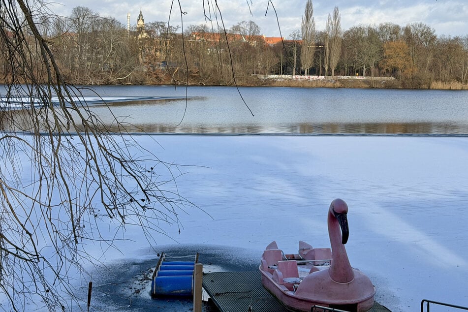 Trotz Dauerfrost: Sicher sind die Eisflächen häufig nicht.