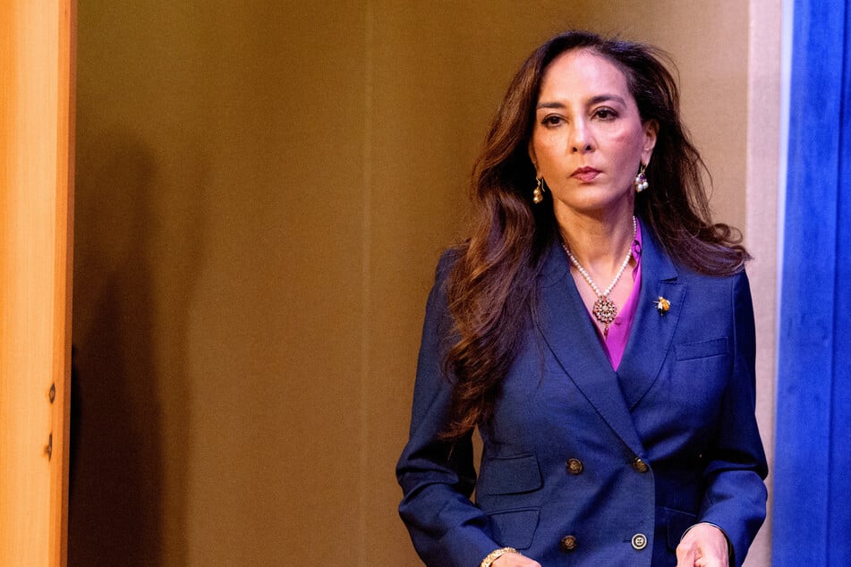 DOJ officials resign over Trump administration's refusal to investigate ICE shooting