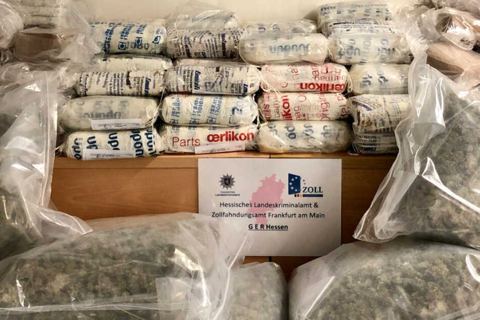 Rund 140 Kilogramm Haschisch und Marihuana konnten die Ermittler sicherstellen.