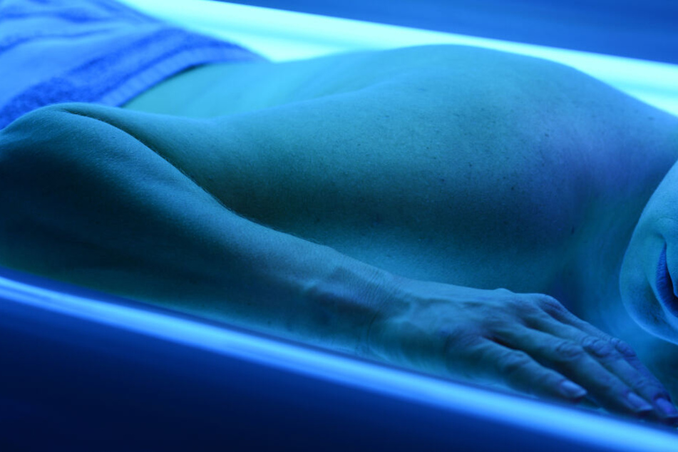Der Mann wollte intimes Material im Solarium aufnehmen. (Symbolbild)