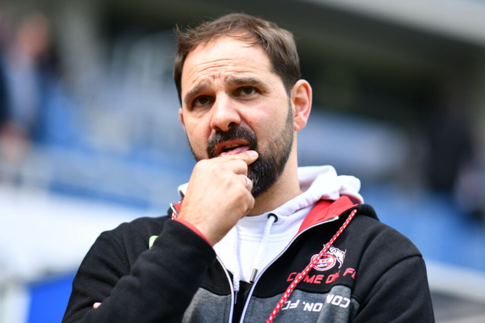 Stefan Ruthenbeck (47) trainiert seit Sommer 2018 die U19 des 1. FC Köln.