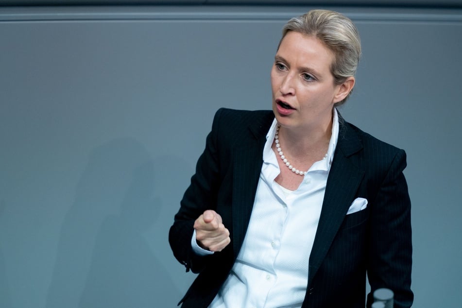 AfD-Chefin Alice Weidel (42) distanziert sich von Uwe Junge.