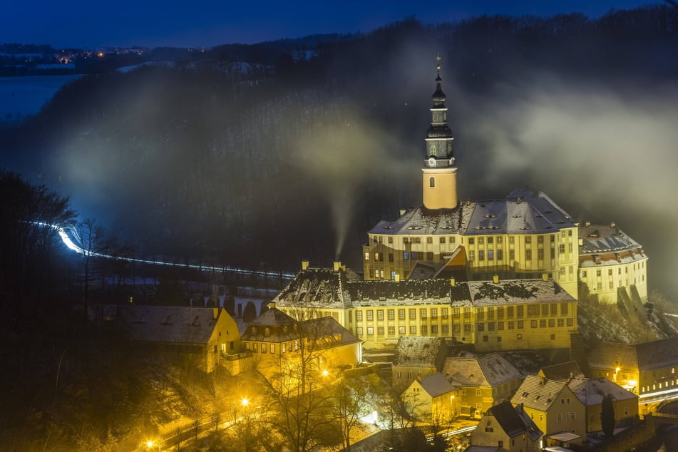 Auf Schloss Weesenstein wartet ein spannender Rundgang auf Euch.