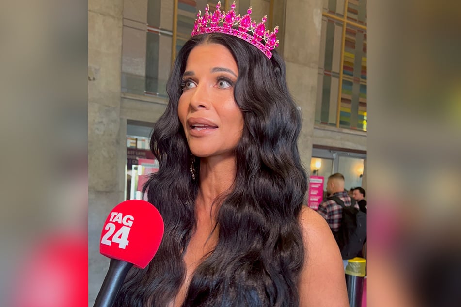 Micaela Schäfer (42) nahm im TAG24-Interview kein Blatt vor den Mund.