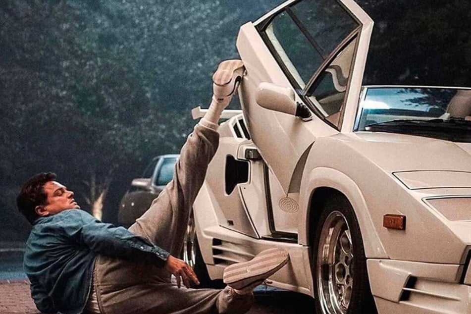 Im Film fährt Jordan Belfort (Leonardo DiCaprio, 48) den Kultwagen unter Drogeneinfluss zu Schrott.