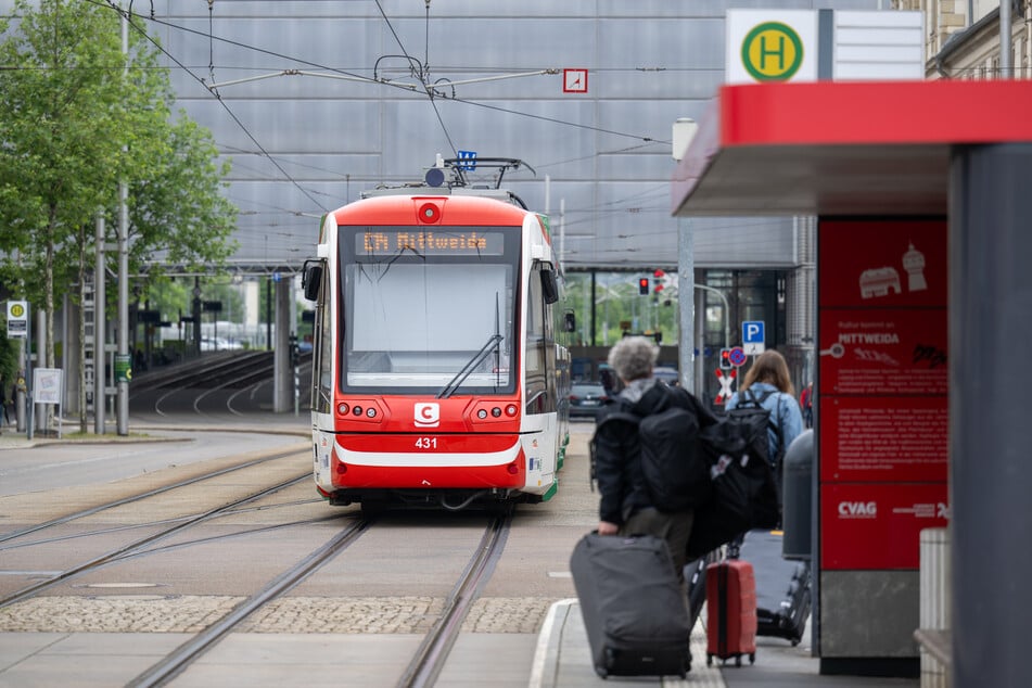 Die App hat derzeit noch einige Einschränkungen, soll aber in Zukunft idealerweise auch in anderen Verkehrsbünden Anklang finden. (Symbolbild)