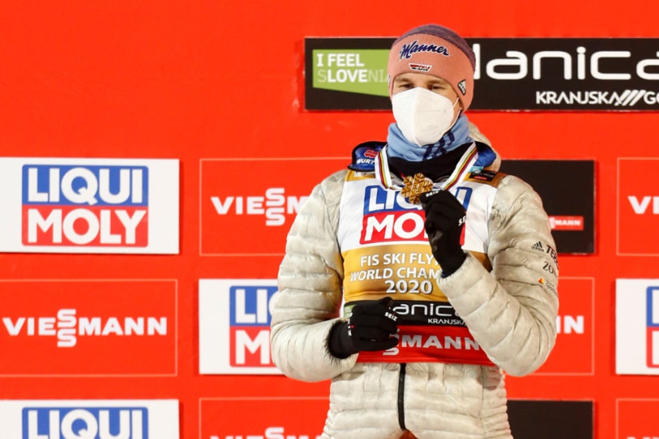 Karl Geiger soll bei der Tournee an den Start gehen.