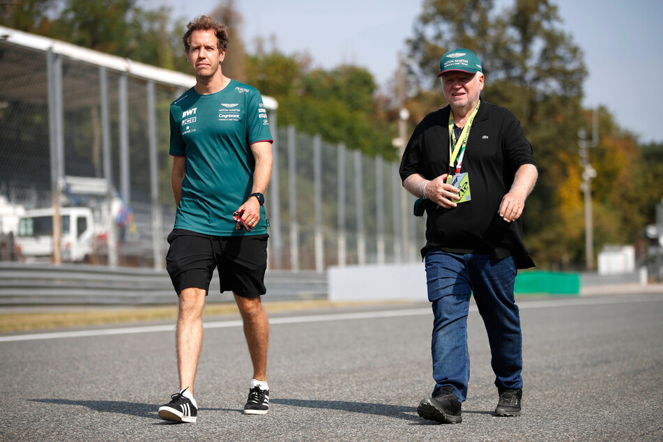 Sebastian Vettel (35, l.) und sein Vater Norbert - immer Seite an Seite. Sein Vater ist besonders stolz auf die Karriere seines Sohnes.