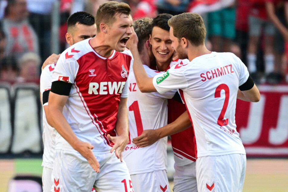 Starker Einstand in die neue Spielzeit: Der 1. FC Köln zeigte gegen S04 eine sehr gute Vorstellung und durfte sich zu Recht feiern lassen.
