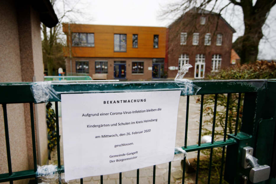 Kindergärten und Schulen blieben im betroffenen Kreis Heinberg bereits geschlossen.